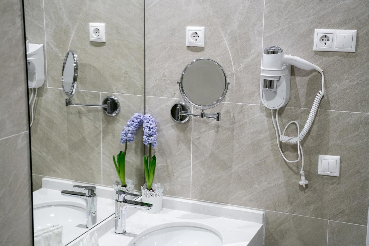 Arco Macarena Lofts Aparthotel Seville Luaran gambar